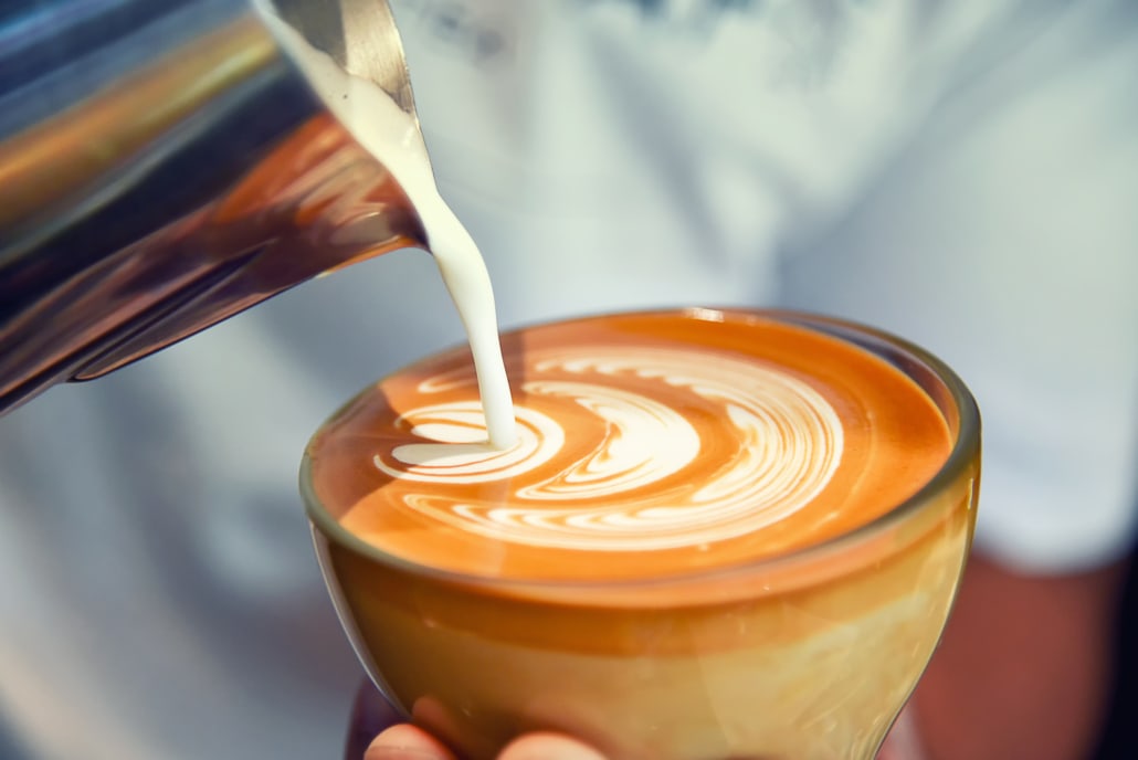 Café au Lait vs Latte: What's the Difference?, Coffee Buzz Club